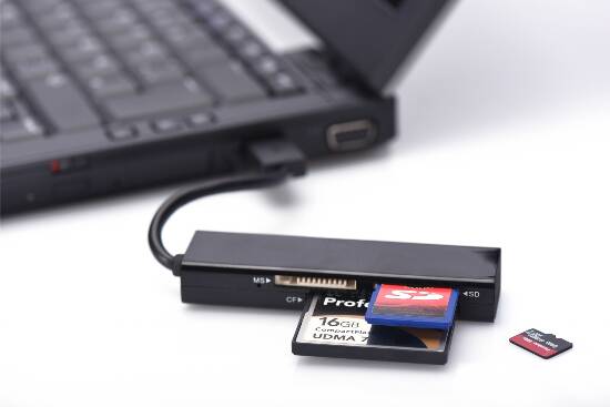 LETTORE CARD UNIVERSALE USB 3.0